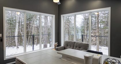 Charming 1BD Forest Retreat with Wifi & Fireplace