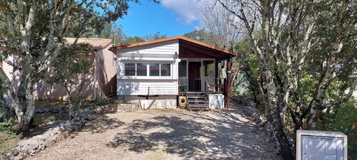 Atypical country cottage-style mobile home, quiet and bucolic
