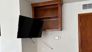 Living area - Wellsprings (Stillwater)