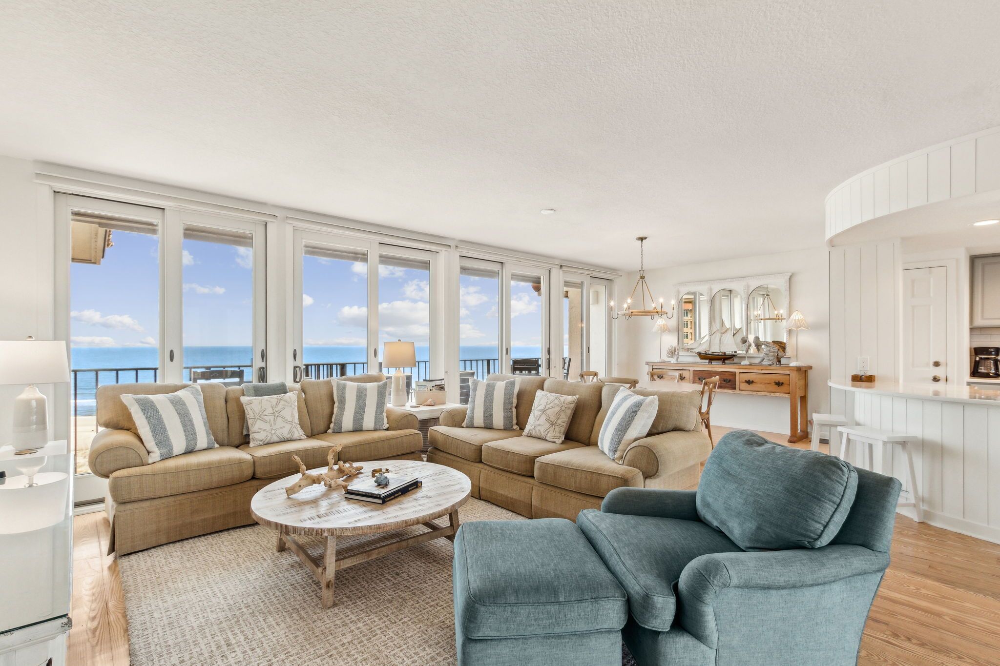 Televisión y reproductor de DVD 