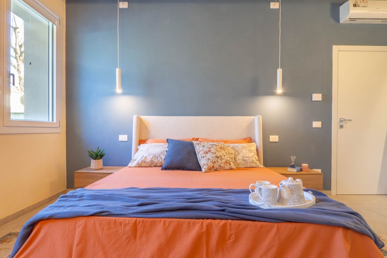 2 bedrooms, iron/ironing board, WiFi