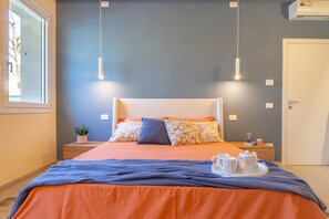 2 bedrooms, iron/ironing board, WiFi