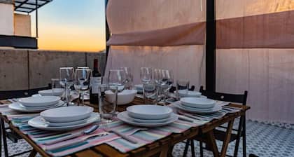 Stylish Condo w/ Patio Near Angel of Independence and Zocalo Square