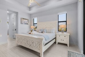 3 bedrooms, desk, iron/ironing board, free WiFi - Gulf Access, Heated Pool and Spa, Tiki Hut, & Bikes - Cape Clover - Roelens Vacations (Cape Coral)