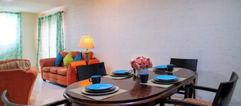 Spacious Boutique Stay with Pool and Dining