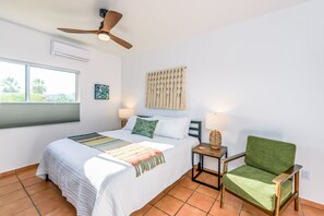 2 bedrooms, in-room safe, iron/ironing board, WiFi - Charming 2-Bedroom House, close to Puerto Los Cabos Marina, Great Views! (San Jose del Cabo)