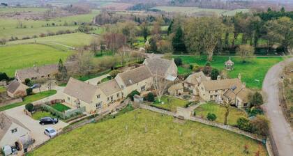 Country Cottage in Heart of the Cotswold