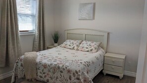 2 多间卧室、WiFi、床单