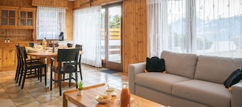 Austral 105 by Interhome