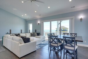 Smart-tv, boeken en een stereo