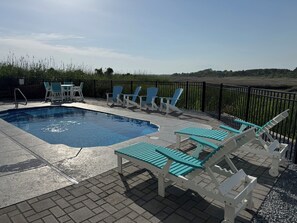 Beheizter Pool