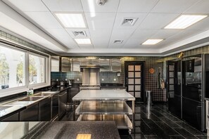 Frigorífic, microones, forn i rentaplats 