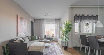 Homelike 1BR Apartment with Sauna & Free Parking
