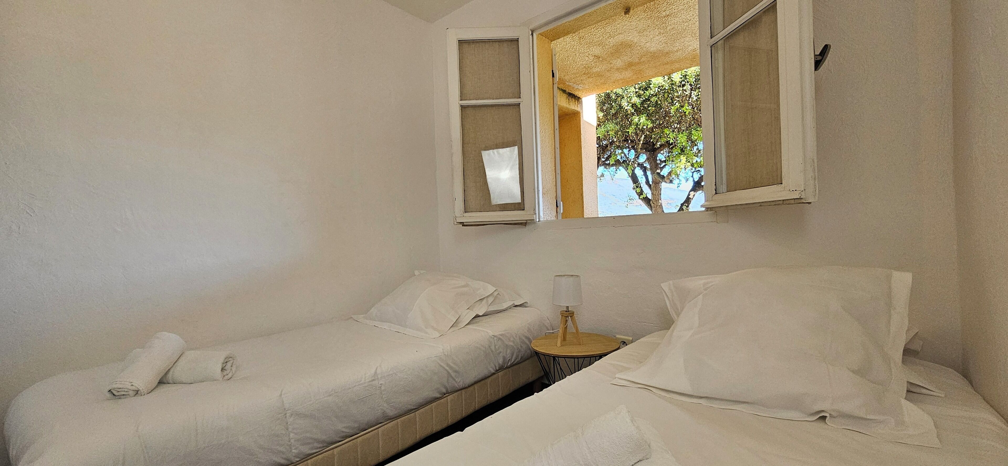 2 chambres, Wi-Fi gratuit, draps fournis