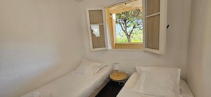 2 bedrooms, free WiFi, bed sheets