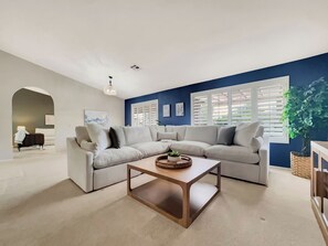 スマートテレビ、書斎 / ワークスペース