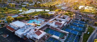 Sun Lakes Suave! Golf Cart, Gorgeous Backyard Views