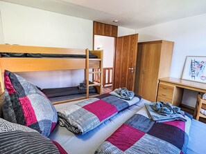 1 Schlafzimmer, Reisekinderbett, kostenloses WLAN