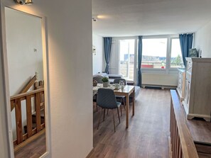 Interior - Nice apartment for 4 guests with WIFI, pool, TV, balcony and panoramic view (Sankt Englmar)