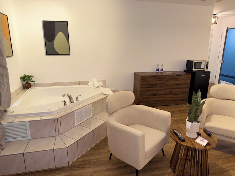 Hotel St-côme Hôtel Tranquille Avec Accès Direct Aux Sentiers De Randonnée - Québec