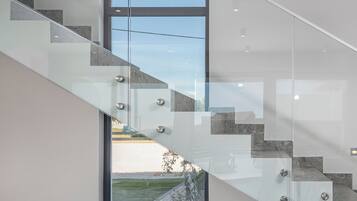 Villa, 3 habitaciones, con acceso para personas discapacitadas, alberca privada | Interior