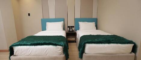 9 Schlafzimmer, Bügeleisen/Bügelbrett, WLAN, Bettwäsche