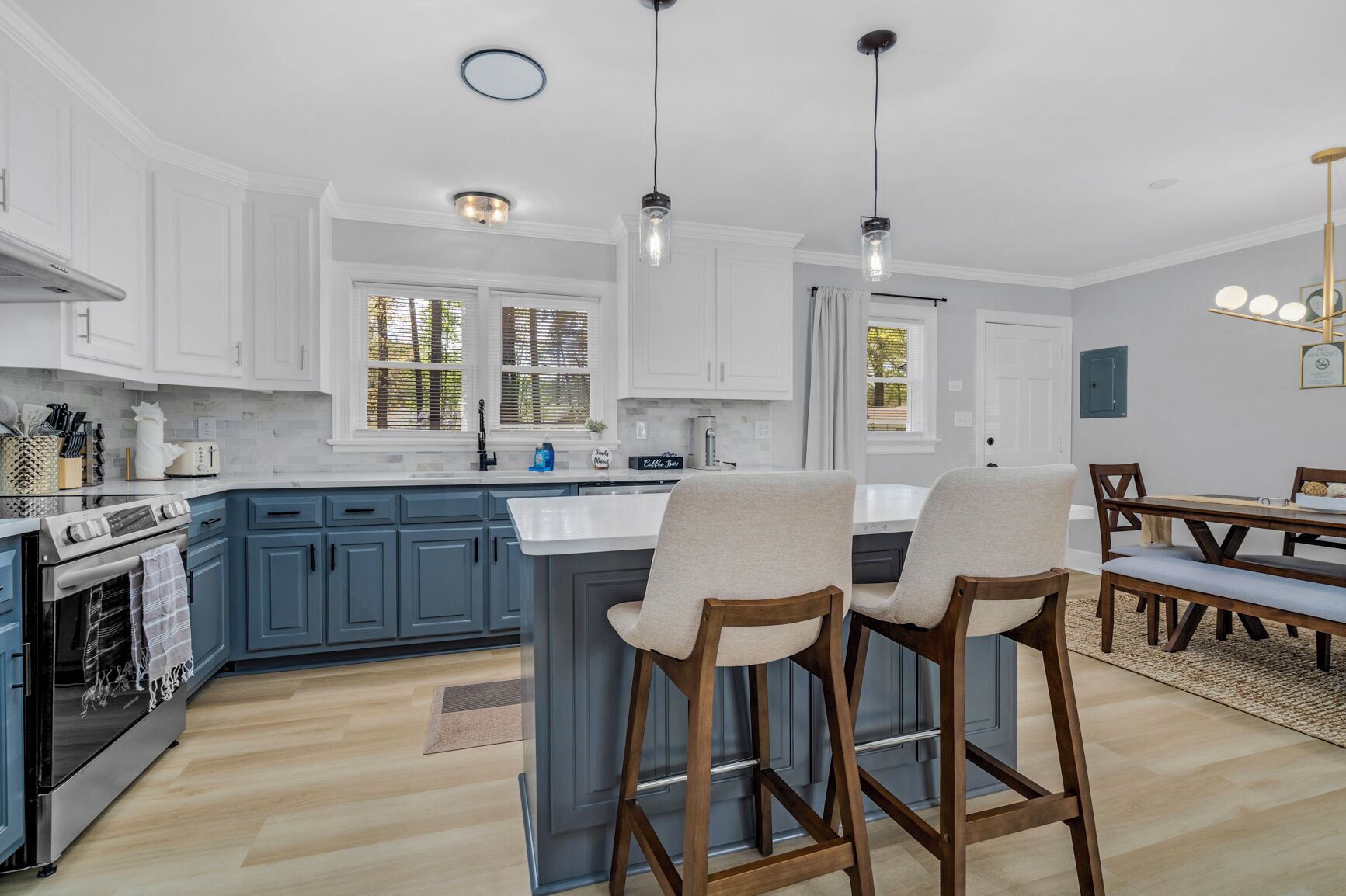 Stovetop, dining tables