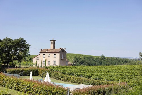 Villa 'Ca' D'Ros Pool and Sauna' with Mountain View, Private Pool and Wi-Fi