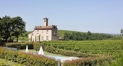 Villa 'Ca' D'Ros Pool and Sauna' with Mountain View, Private Pool and Wi-Fi