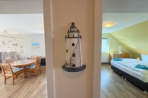 1 bedroom, WiFi, bed sheets