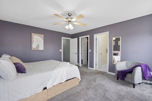 3 bedrooms, desk, iron/ironing board, free WiFi