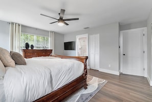 3 chambres, fer et planche à repasser, Wi-Fi gratuit, draps fournis