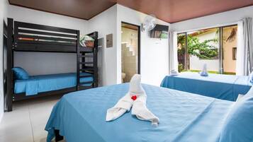 1 chambre, fer et planche à repasser, Wi-Fi gratuit, draps fournis