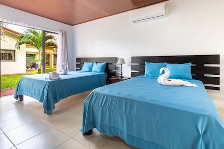 1 bedroom, iron/ironing board, free WiFi, bed sheets. Rio Celeste Birds Garden apartment with A/C perfect for Family and couples