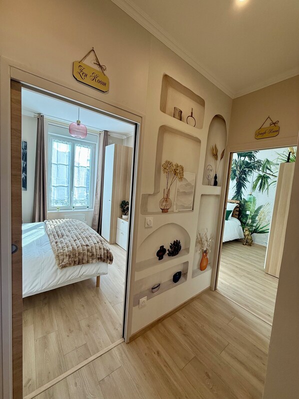 2 bedrooms, iron/ironing board, free WiFi, bed sheets