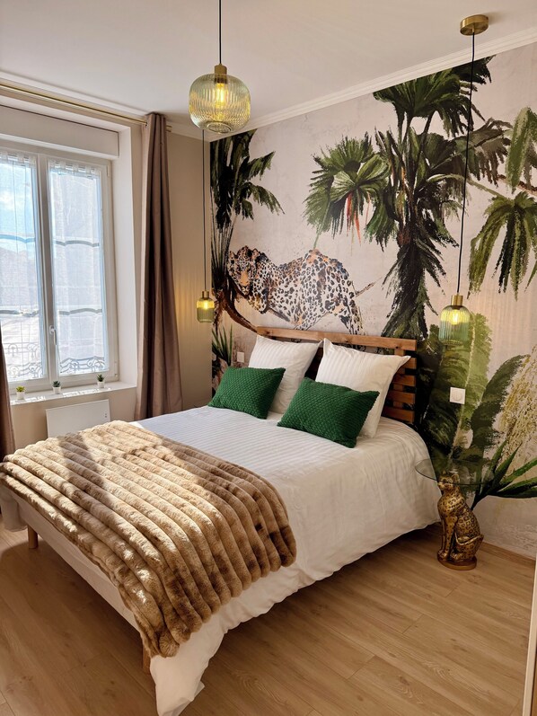 2 bedrooms, iron/ironing board, free WiFi, bed sheets