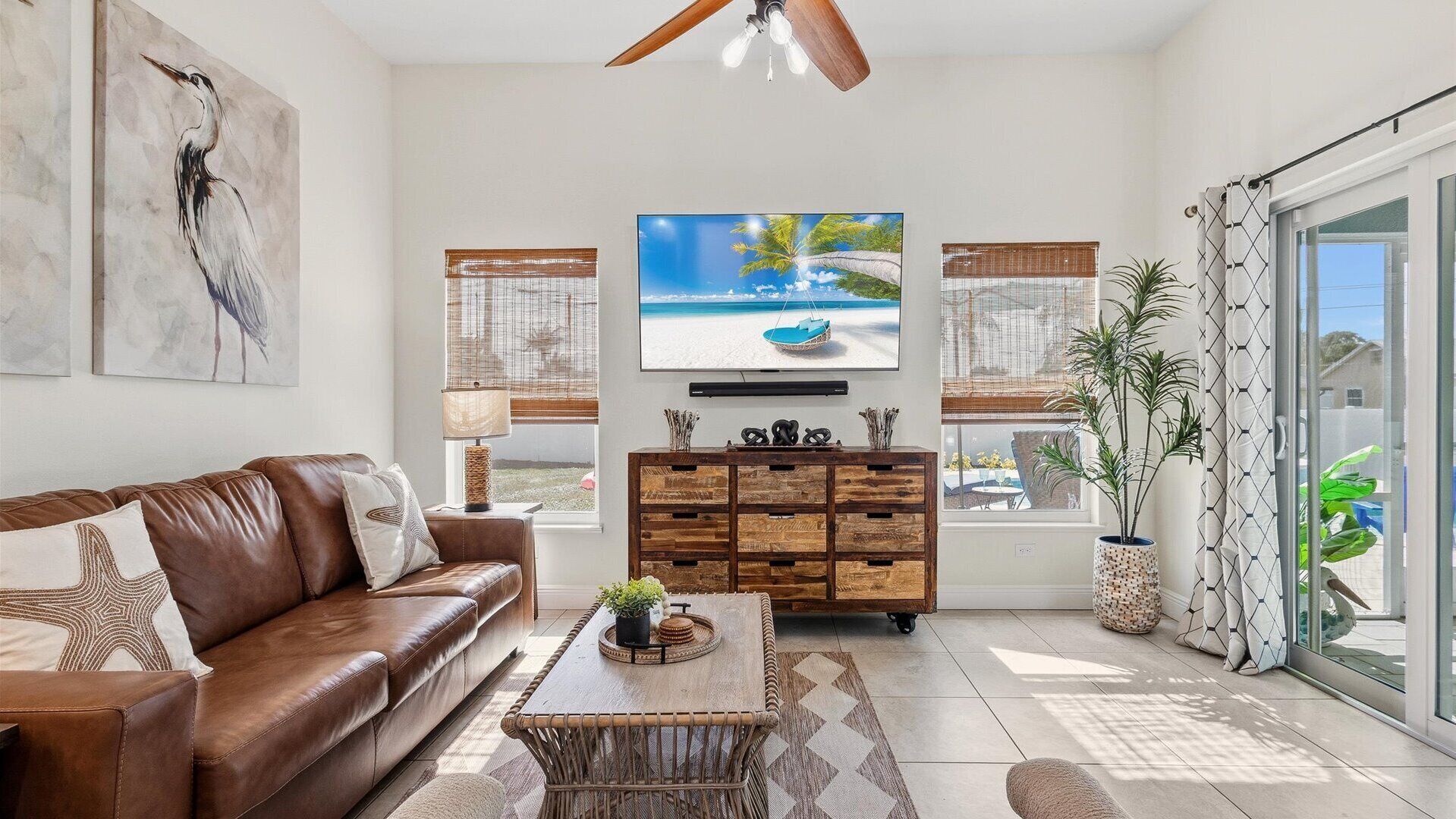 Premium Modern Pool Home- 1 Mile To Downtown & 3 Miles To Beaches - Jensen Beach, FL