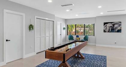 Luxurious Villa | Treehouse Oasis Pool & Jacuzzi