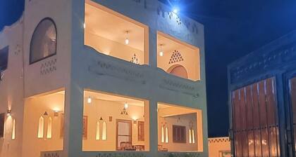 ÙÙÙۧ ۏۧÙ۱Ùۯۧ ŰȘÙÙŰł Jacaranda Villa Tunis