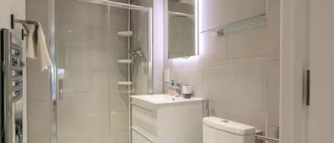 House, City View | Bathroom