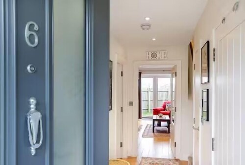 Cosy 3 Bedroom Home  Bicester Village