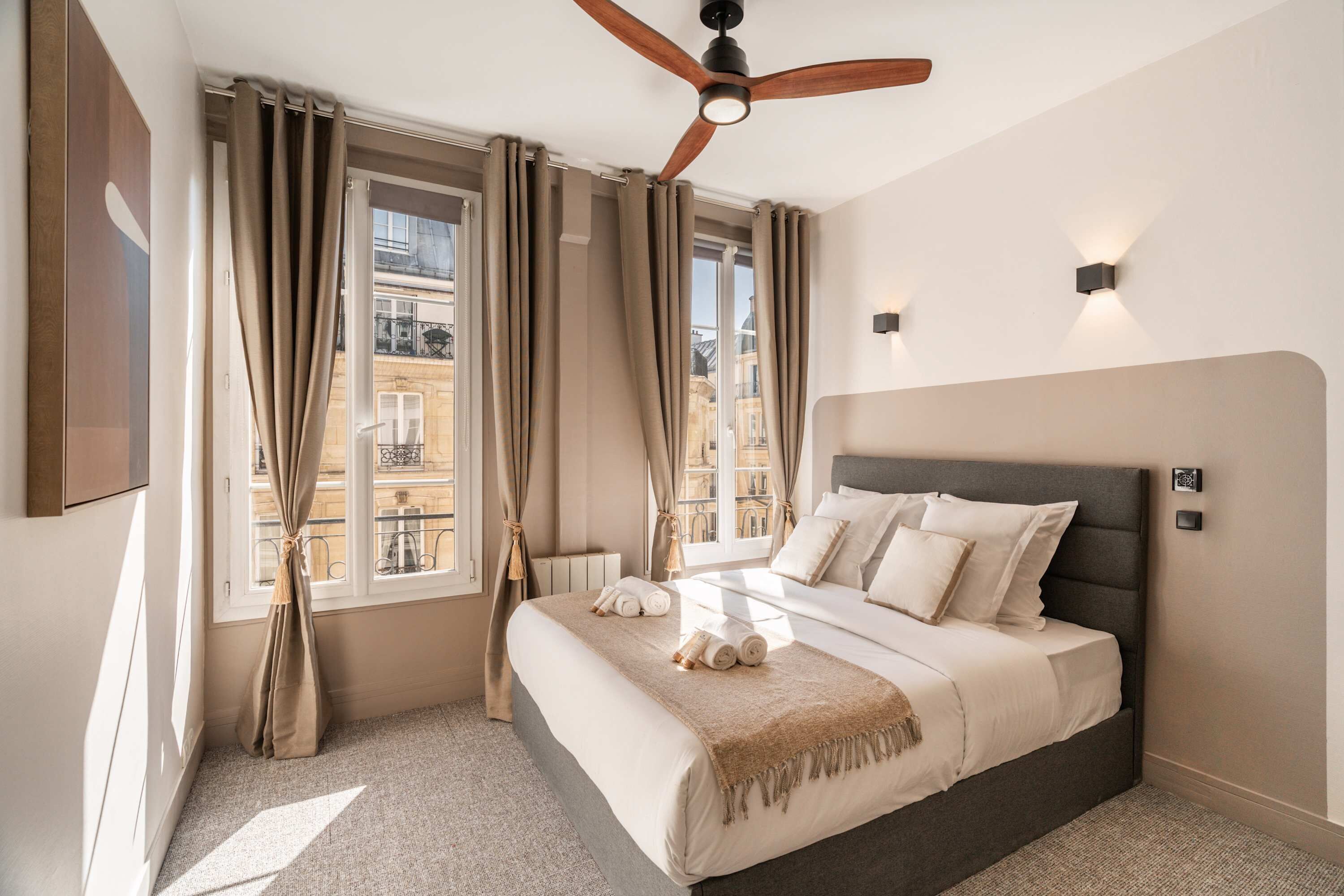 1 chambre, fer et planche à repasser, lit parapluie, Wi-Fi