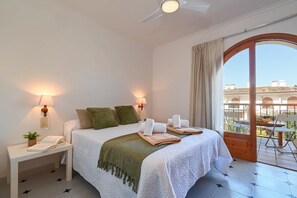 2 Schlafzimmer, Bügeleisen/Bügelbrett, Bettwäsche