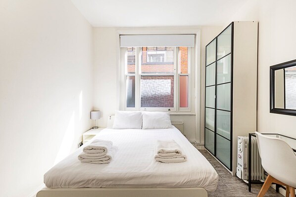 3 Schlafzimmer, Bügeleisen/Bügelbrett, Internetzugang, Bettwäsche