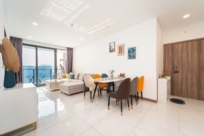 Deluxe Apartment, 1 Bedroom, Balcony, City View | Living area - Sunwah Pearl Suites  (Ho Chi Minh City)