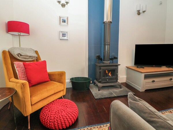 Cosy Cottage - Staffordshire