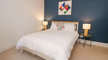 2 bedrooms, individually decorated, individually furnished, free WiFi
