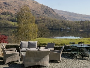 Cottage | Outdoor dining