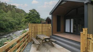 Cottage | Outdoor dining