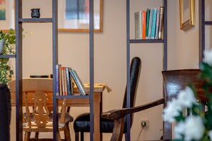 Interior - Dempster Court (No 10 ) (St Andrews)